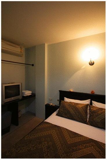 Andaman Legacy Guest House Krabi town Zimmer foto