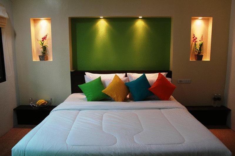 Andaman Legacy Guest House Krabi town Zimmer foto